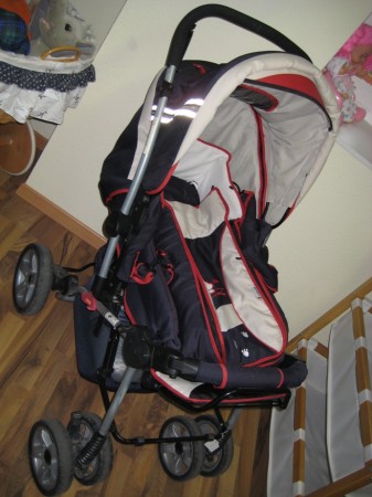 diverse Kinderwägen ab ca Fr. 150.-